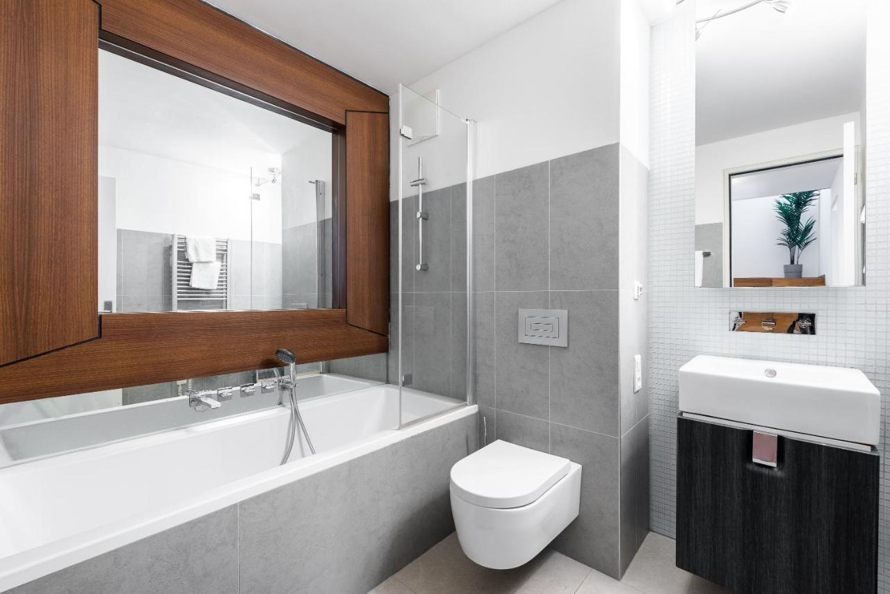 Apartment With 4 Bedrooms Прага Экстерьер фото