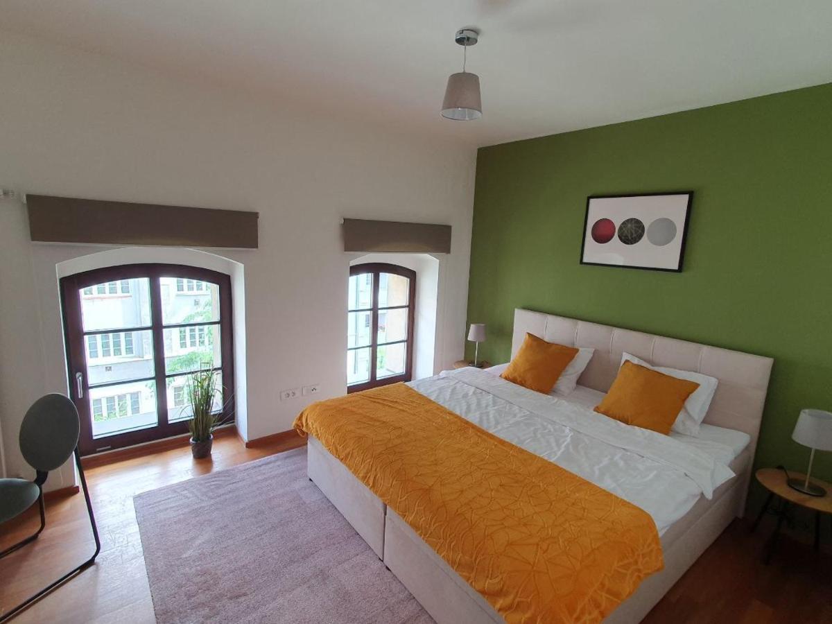 Apartment With 4 Bedrooms Прага Экстерьер фото